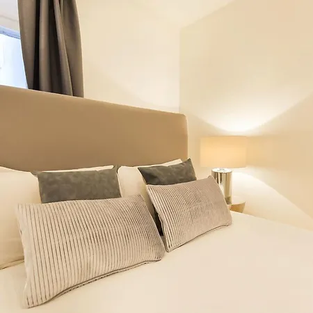 Apartment Lovelystay - Liberdade Unique Style!