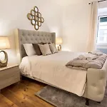 Διαμέρισμα Lovelystay - Liberdade Unique Style!