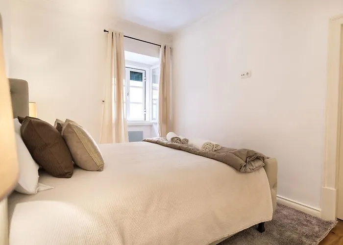 Lovelystay - Liberdade Unique Style! Διαμέρισμα *