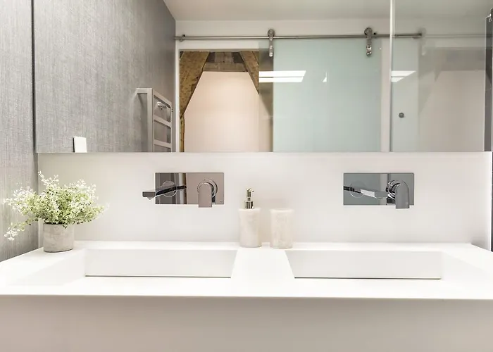 Lovelystay - Liberdade Unique Style! *