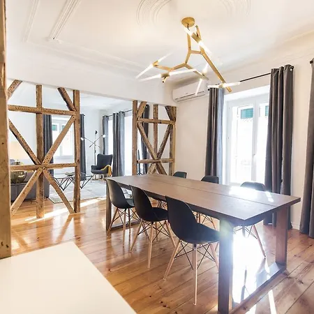 Apartment Lovelystay - Liberdade Unique Style!